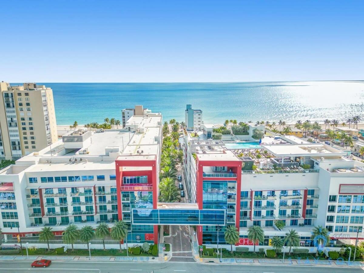 Apartment With Bay View Balcony - Pool - Up To 6 - Gym Hollywood Zewnętrze zdjęcie