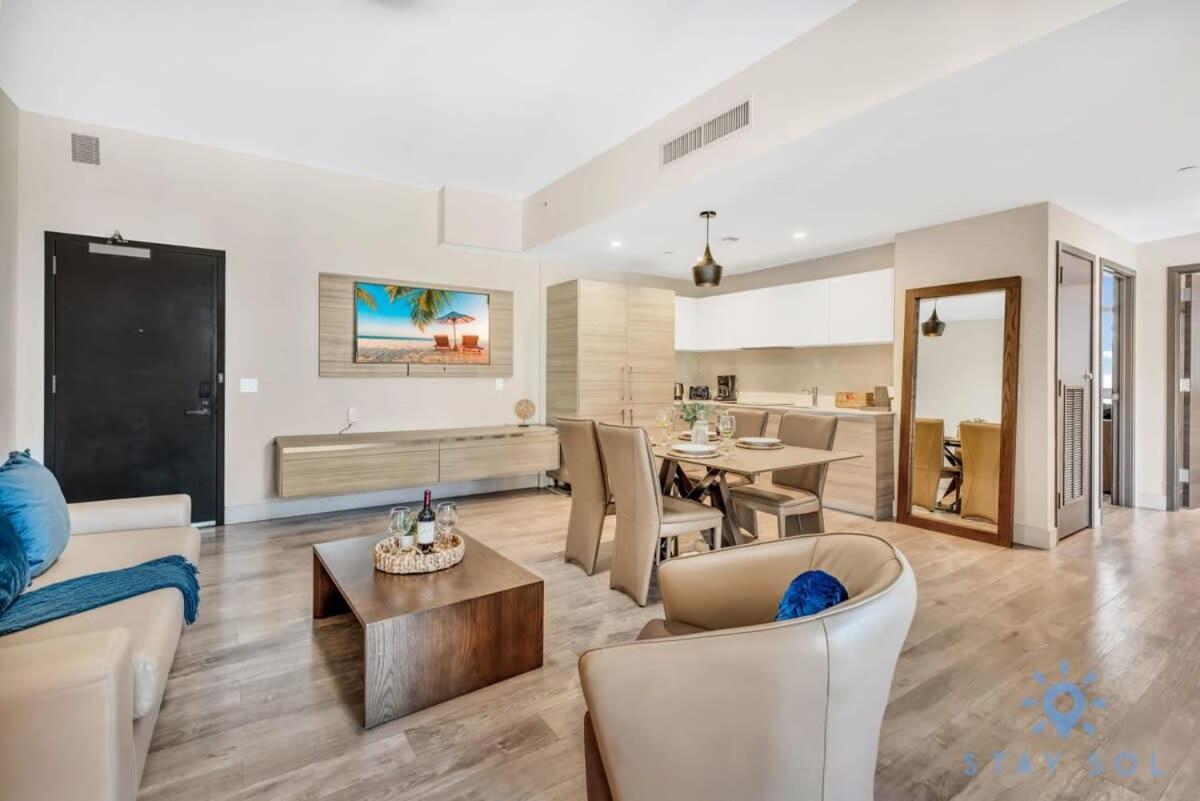 Apartment With Bay View Balcony - Pool - Up To 6 - Gym Hollywood Zewnętrze zdjęcie
