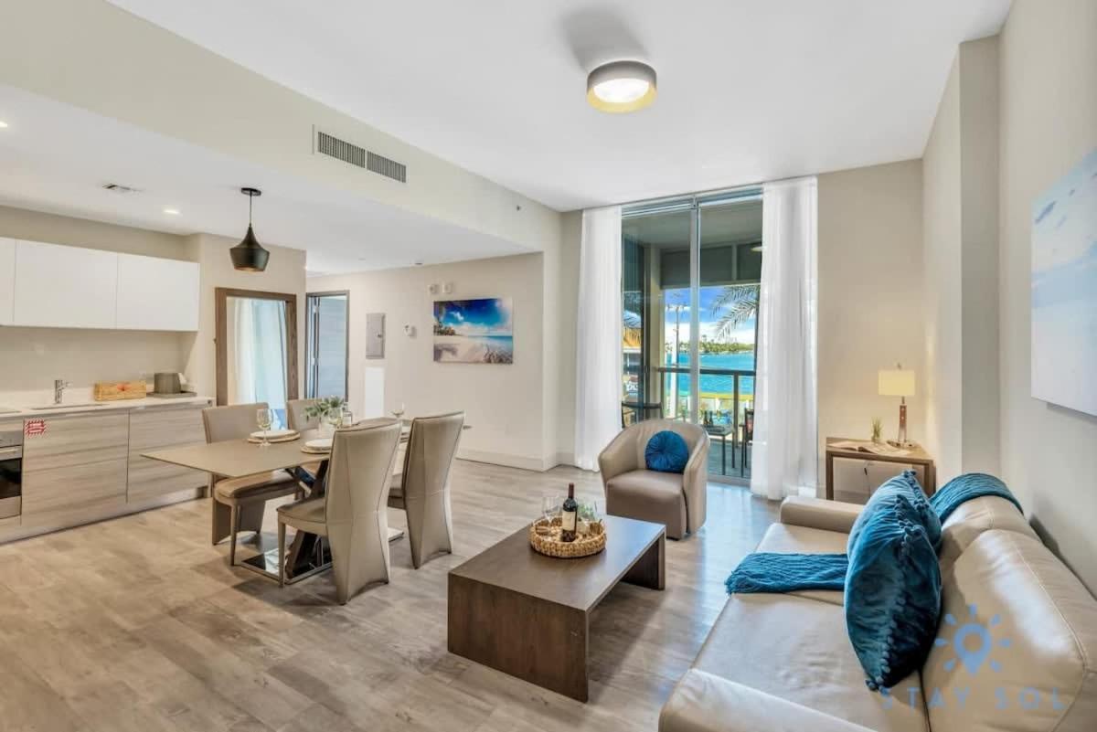 Apartment With Bay View Balcony - Pool - Up To 6 - Gym Hollywood Zewnętrze zdjęcie
